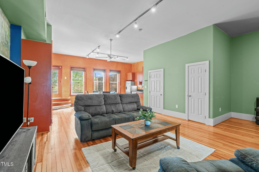 323 Main St Durham, NC 27701