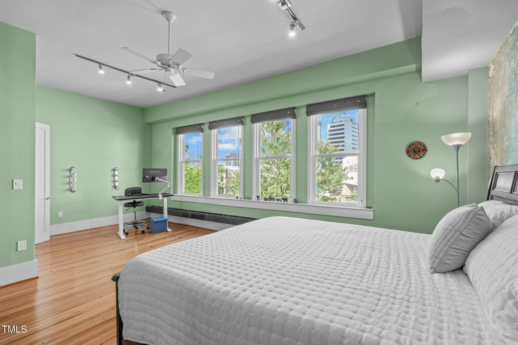 323 Main St Durham, NC 27701