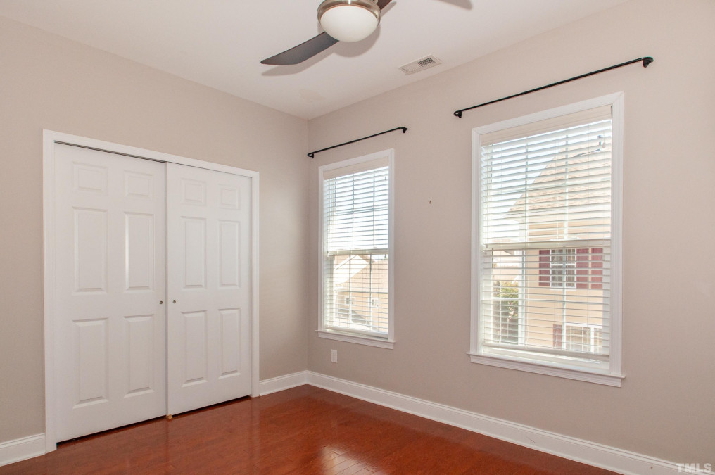 9221 Calabria Dr Raleigh, NC 27617