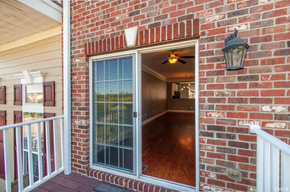 9221 Calabria Dr Raleigh, NC 27617