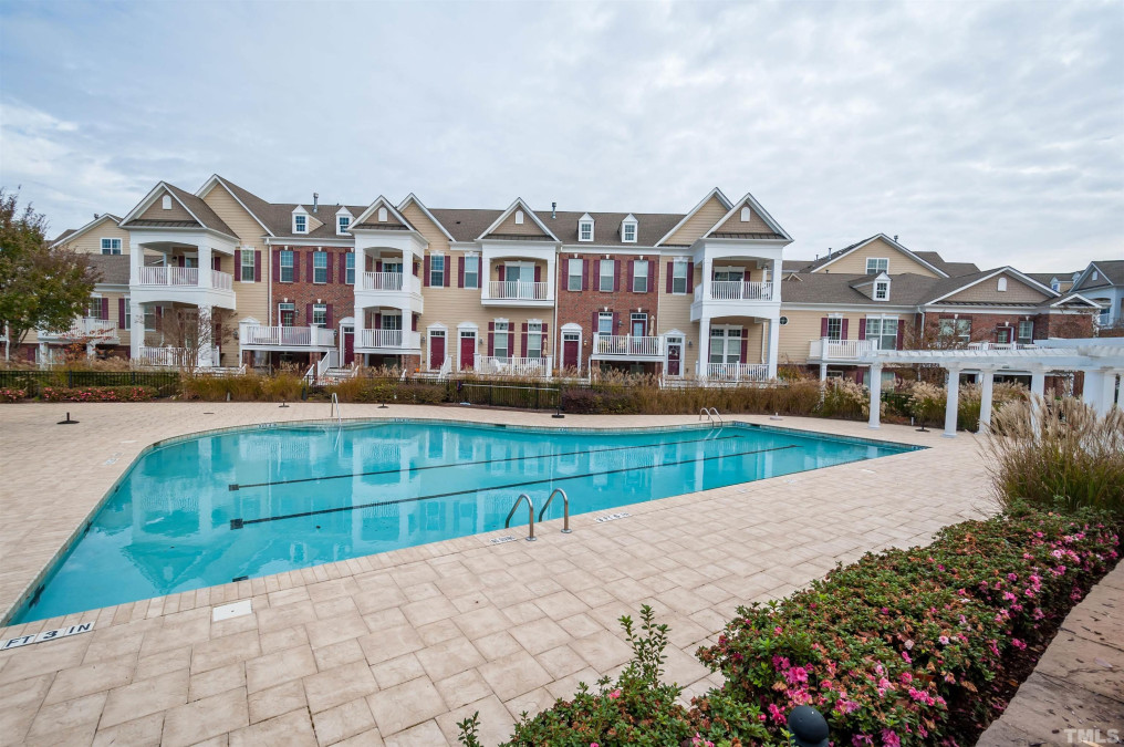 9221 Calabria Dr Raleigh, NC 27617