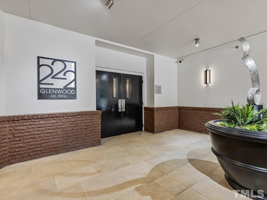 222 Glenwood Ave Raleigh, NC 27603