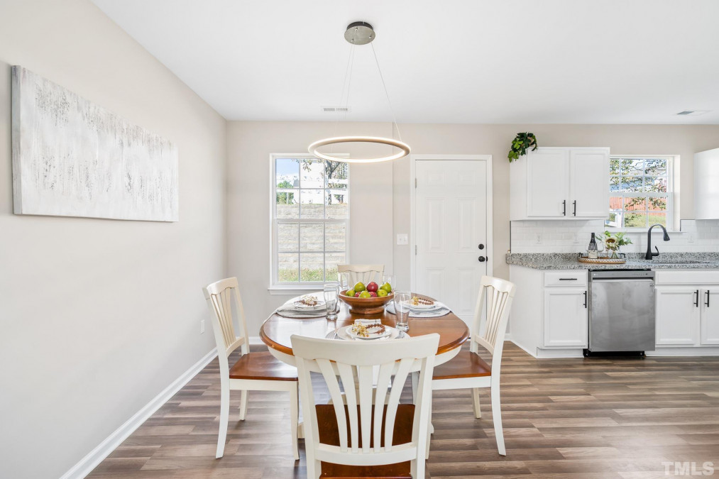 1773 Whitbrook Ct Fuquay Varina, NC 27526