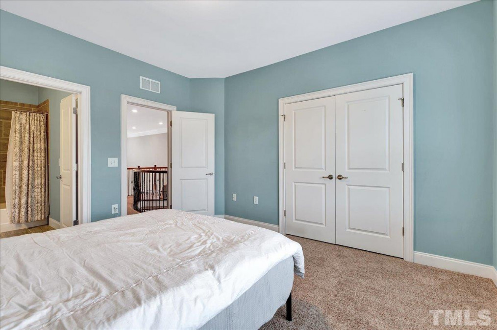 2100 Vittorio Ln Apex, NC 27502