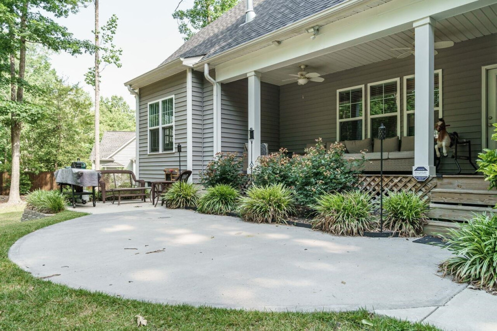 2115 Wimberly Woods Dr Sanford, NC 27330