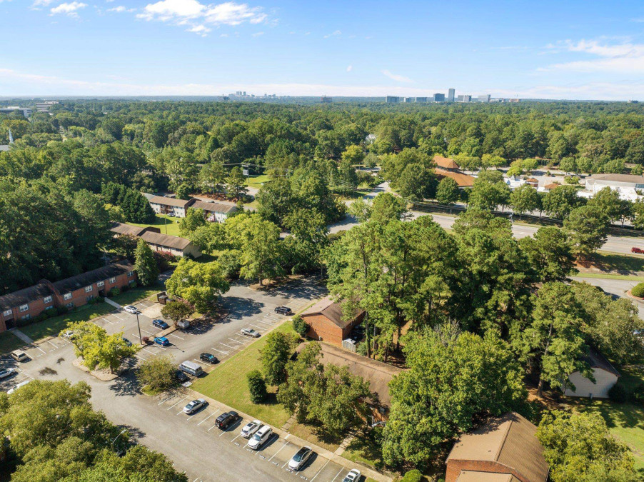 1209 Manassas Ct Raleigh, NC 27609