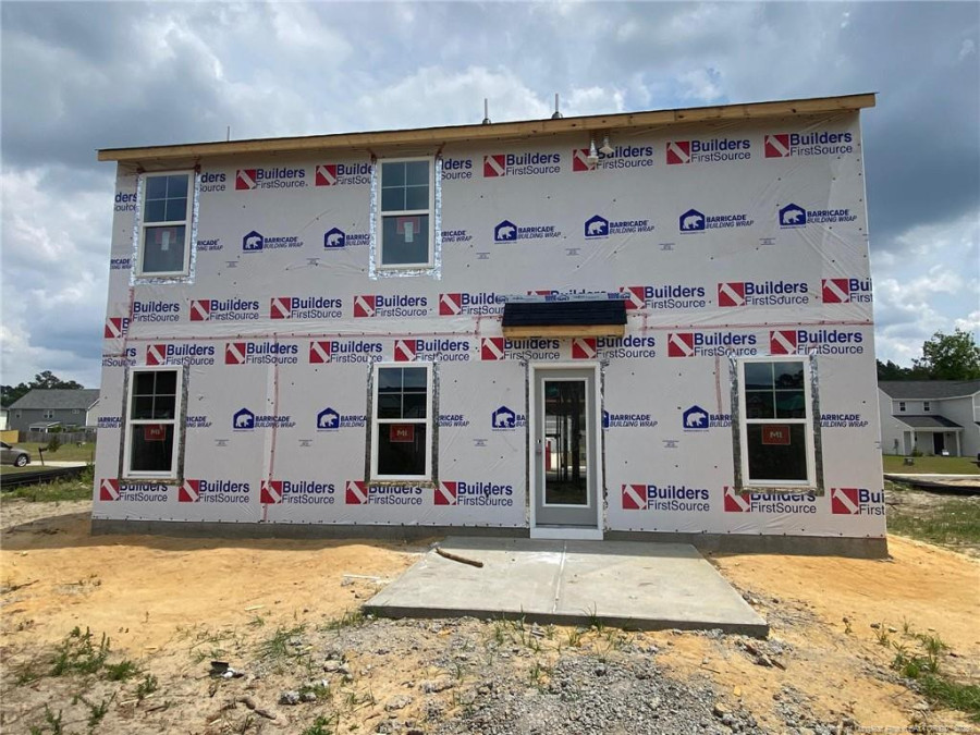 4006 Racking Horse Rd Hope Mills, NC 28348