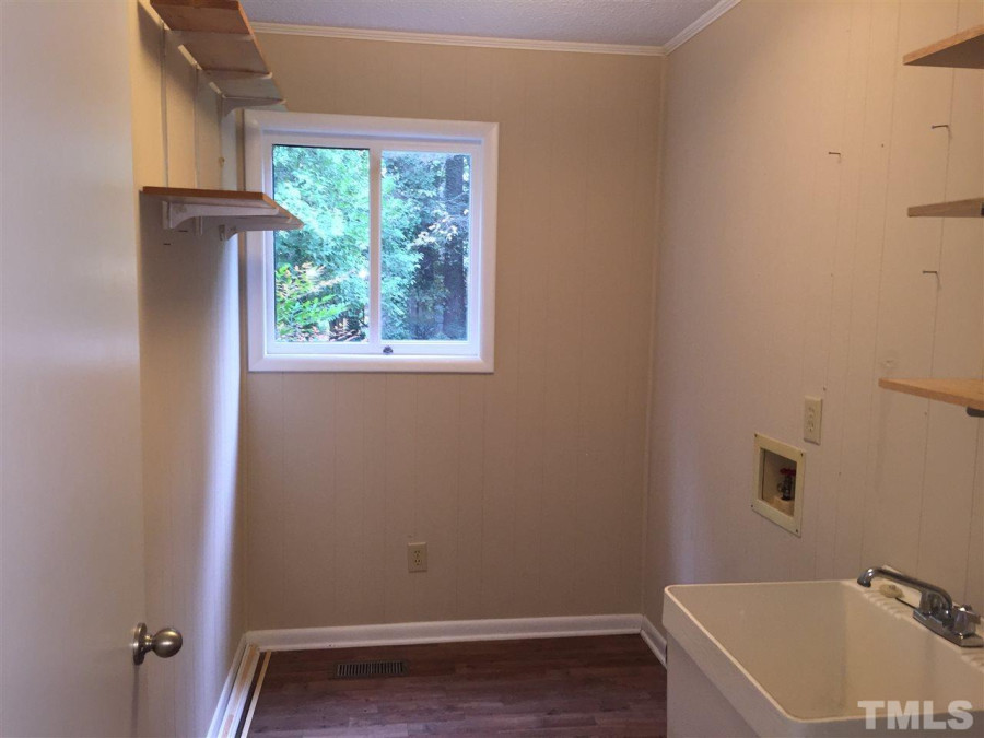 1124 Cedarhurst Dr, Raleigh, NC 27609 Raleigh Realty