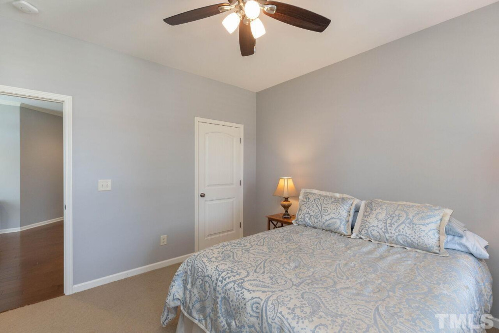 728 Glenville Lake Dr Fuquay Varina, NC 27526