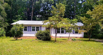 305 Montreal Ct Cary, NC 27511