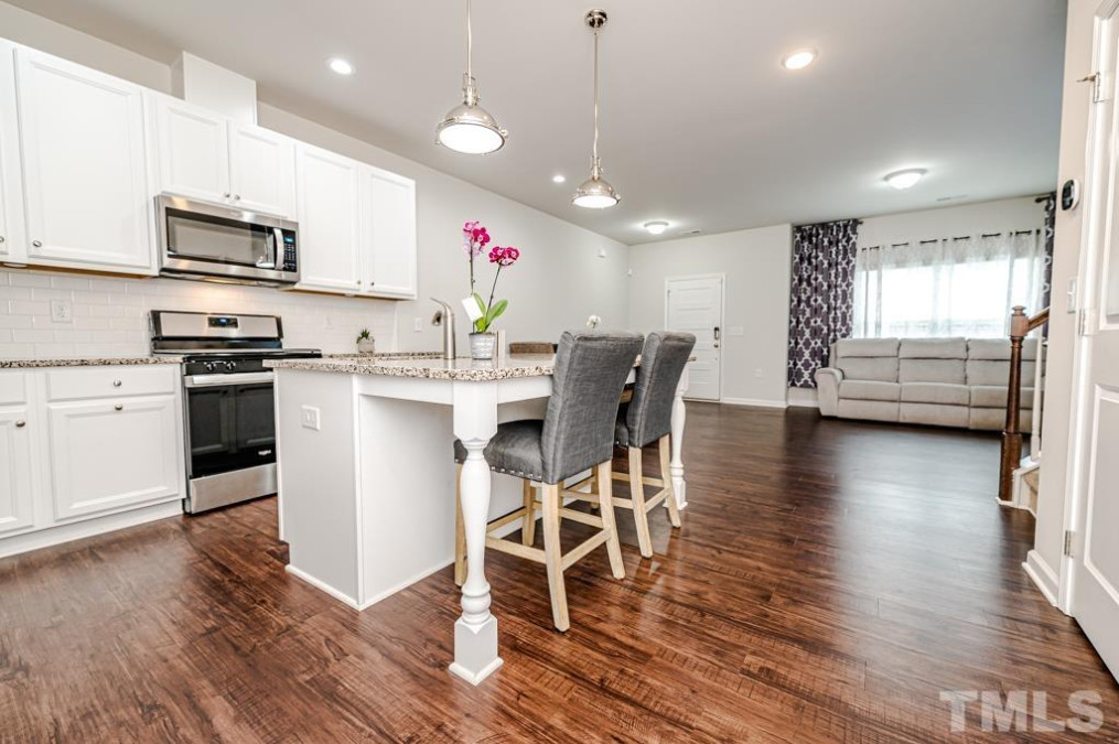 956 Robbie Jackson Ln Fuquay Varina, NC 27526