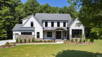 221 Rockford Ln Chapel Hill, NC 27516