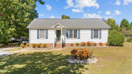 49 Baysprings Ct Willow Springs, NC 27592