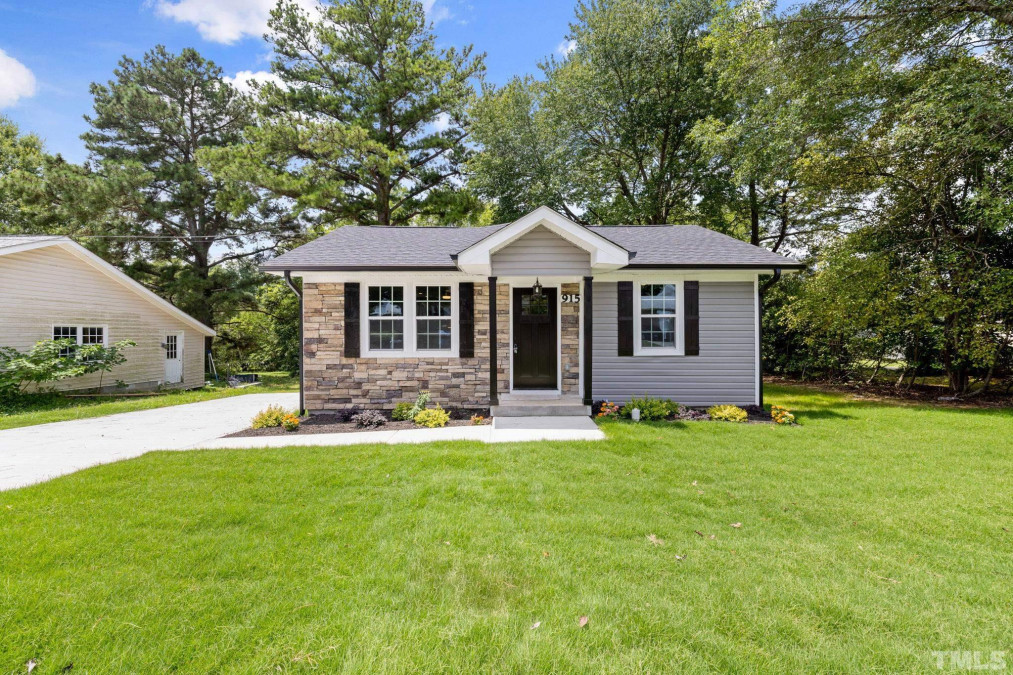 915 Hobbs St, Clayton, NC 27520 Raleigh Realty