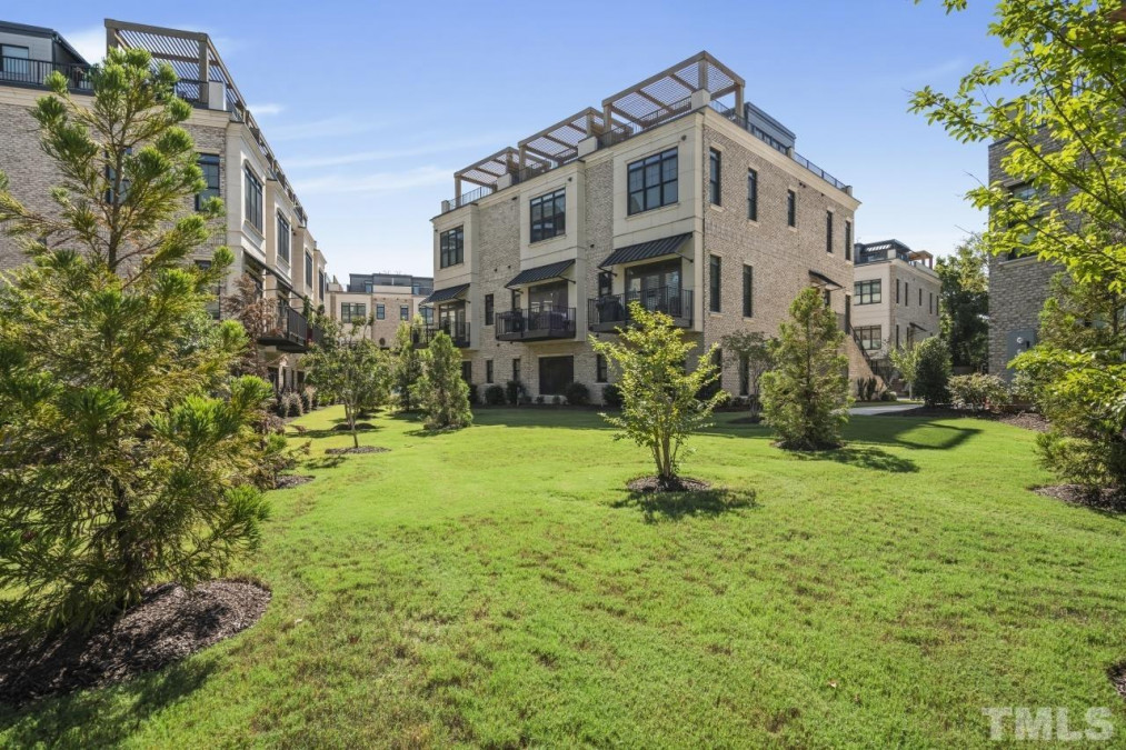 2120 Oberlin Village Dr, Raleigh, NC 27605 Raleigh Realty