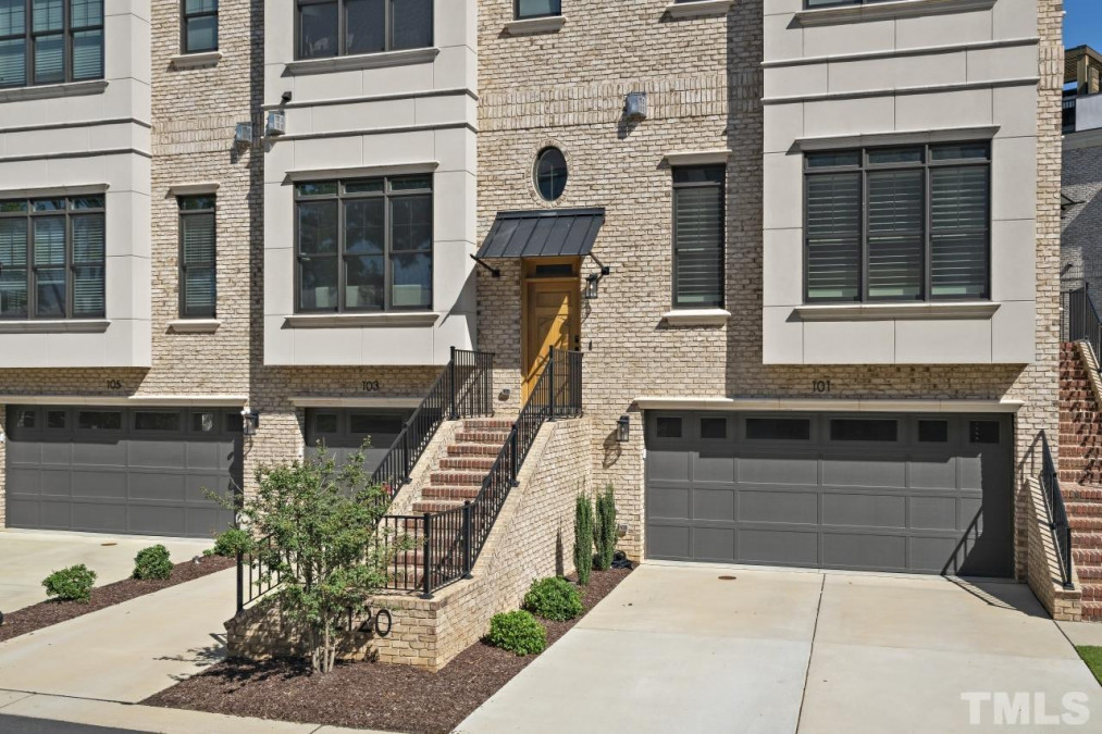 2120 Oberlin Village Dr, Raleigh, NC 27605 Raleigh Realty