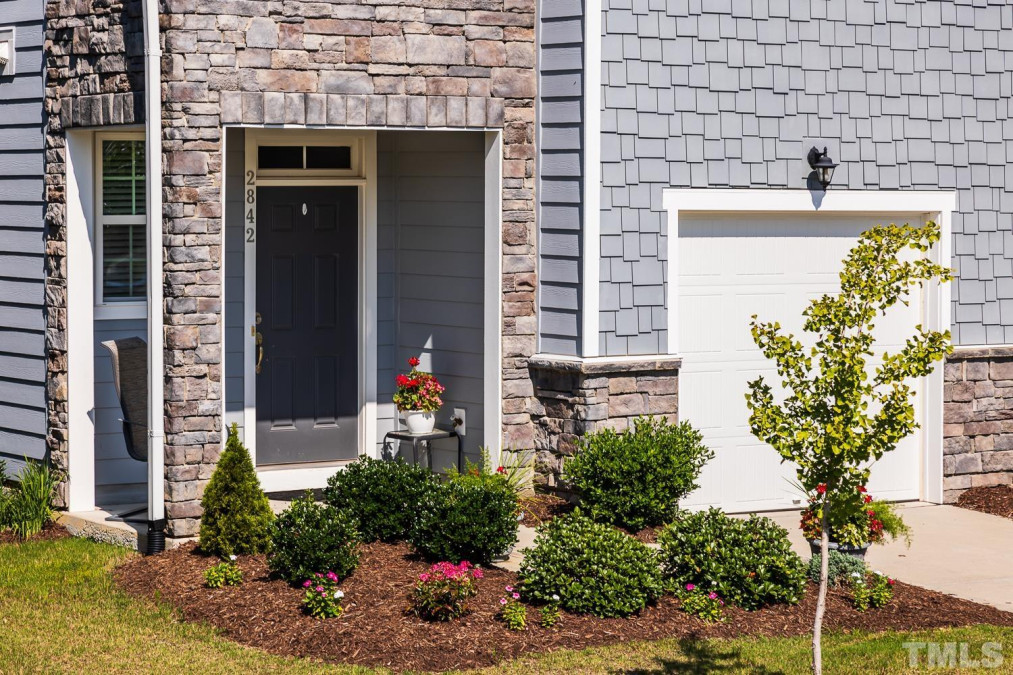 2842 Lanasa Ln Apex, NC 27523