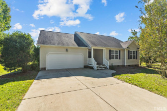 39 Gooseberry Ct Willow Springs, NC 27592