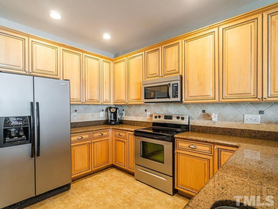 4019 Comrie Ln Burlington, NC 27215