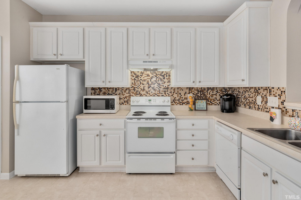 8327 City Loft Ct Raleigh, NC 27613