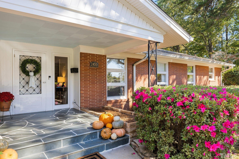 2455 Edgewood Ave, Burlington, NC 27215 Raleigh Realty