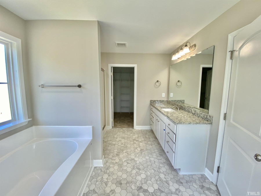 196 Kenbridge Ln Princeton, NC 27569