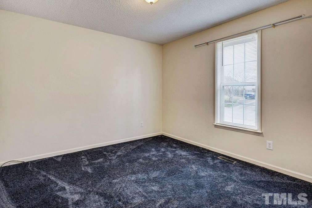 312 Quailwood Dr Fuquay Varina, NC 27526