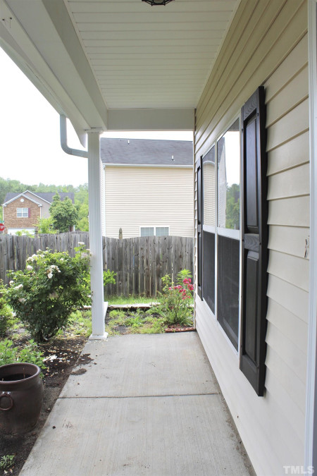 4916 Swanns Mill Dr Durham, NC 27704