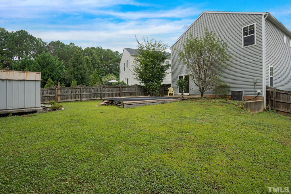 60 Buckleigh Dr Clayton, NC 27527