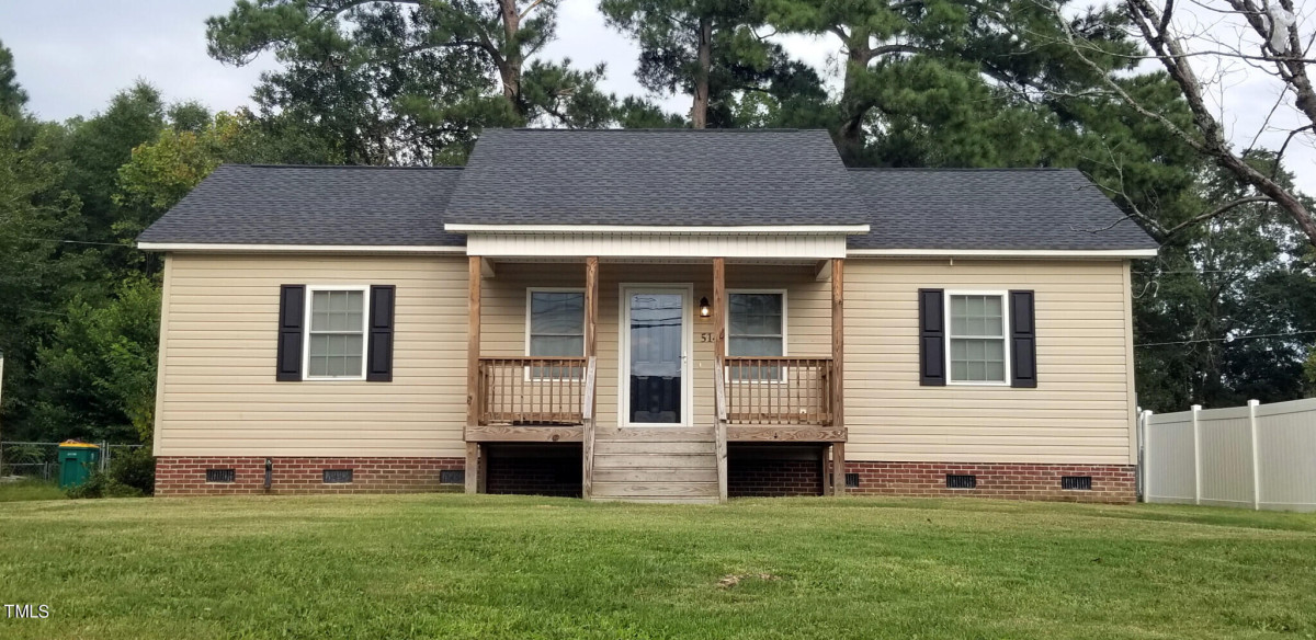 514 Godwin Ave Lumberton, NC 28358