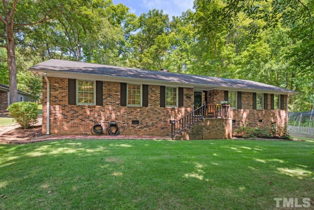 8201 Bromley Rd, Hillsborough, NC 27278 Raleigh Realty