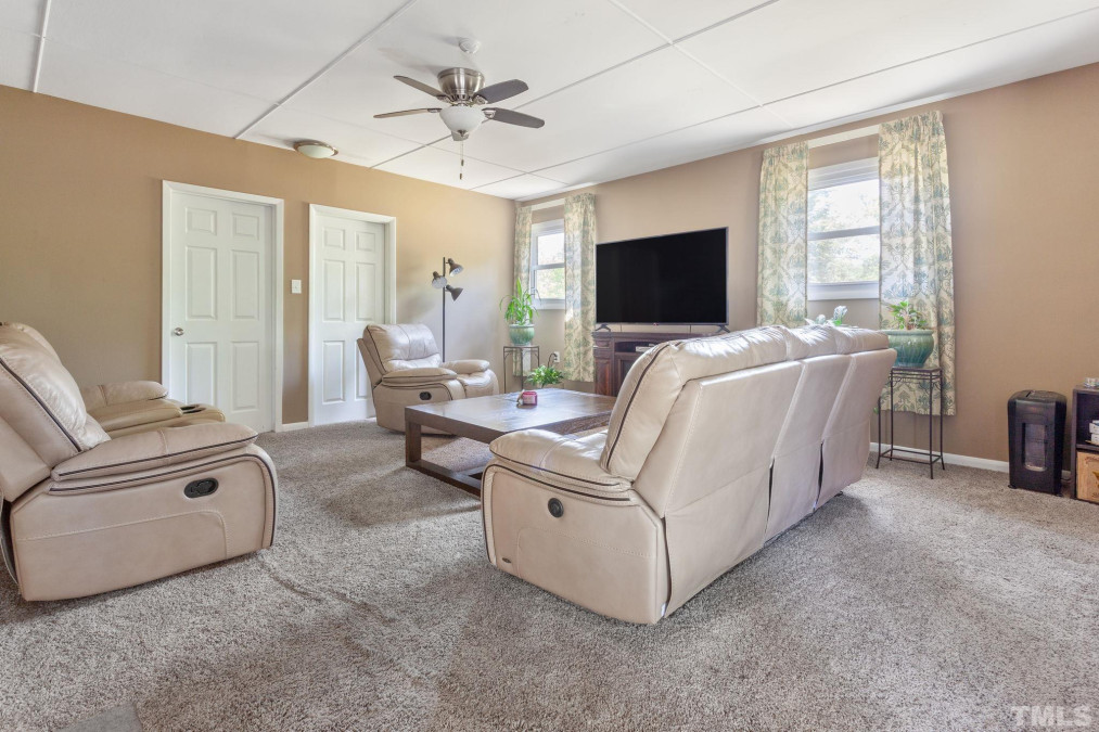3527 Clearwater Dr Fayetteville, NC 28311