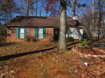 204 Willoughby Ln Cary, NC 27513