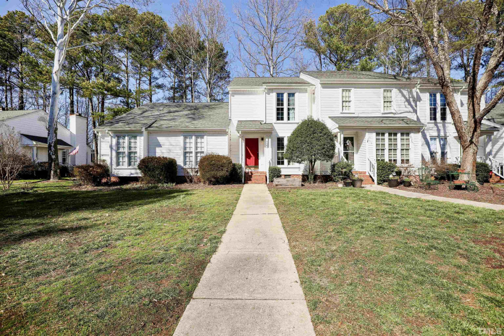 123 Pickett Ln, Cary, NC 27511 Raleigh Realty