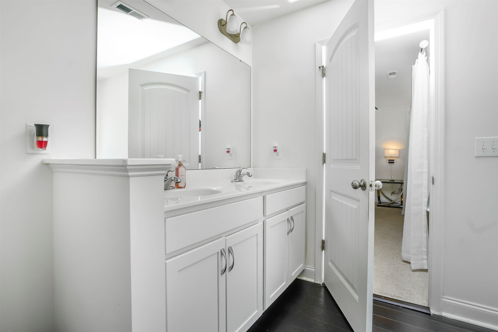 4528 Lady Rita Ln Raleigh, NC 27610