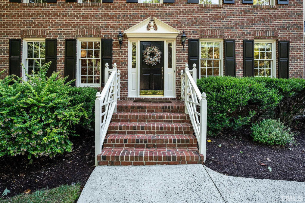 12036 Warwickshire Way, Raleigh, NC 27613 Raleigh Realty