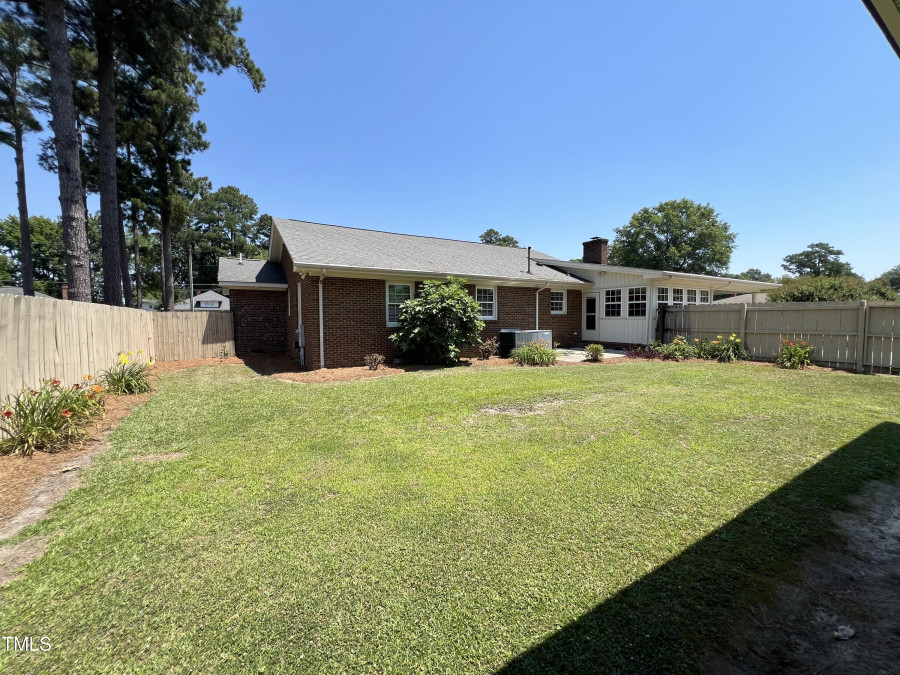 107 D St Erwin, NC 28339