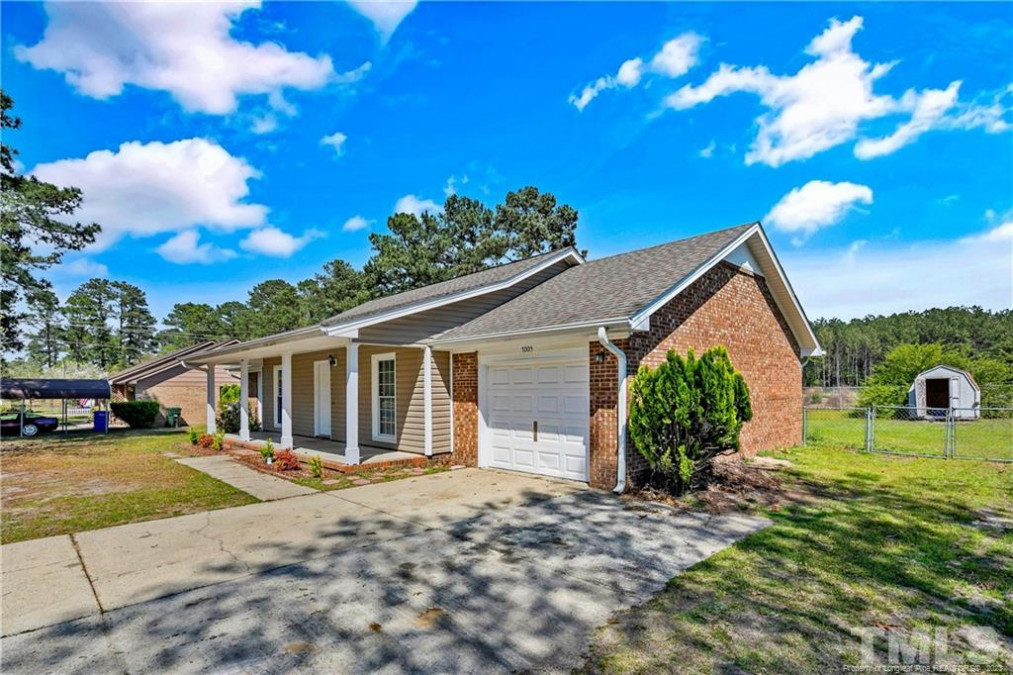 1005 Leslie Dr, Fayetteville, NC 28314 Raleigh Realty