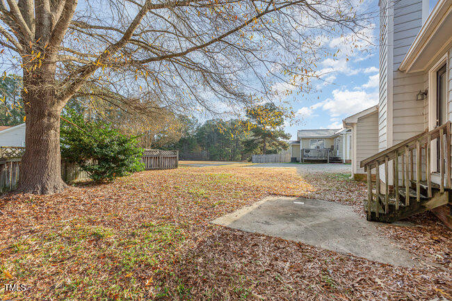 3332 Castlegate Dr Raleigh, NC 27616