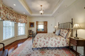 620 Franklin St Chapel Hill, NC 27514