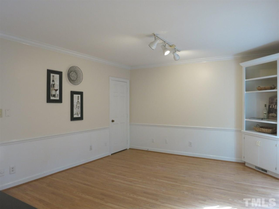 1100 Blenheim Dr, Raleigh, NC 27612 Raleigh Realty