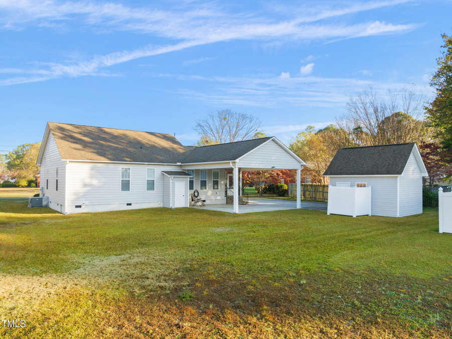 1115 Friendly Rd Dunn, NC 28334