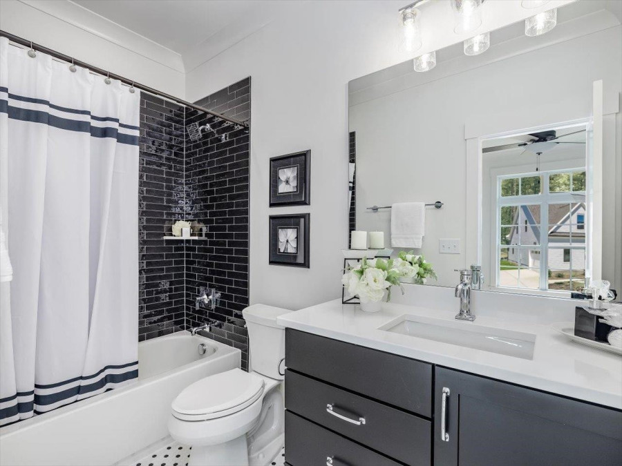 30 Autumn Gate St Pittsboro, NC 27312