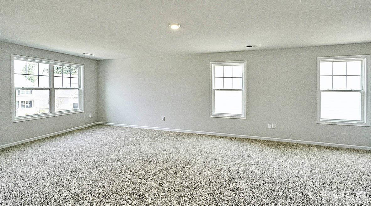 1302 Abington Dr Mebane, NC 27302
