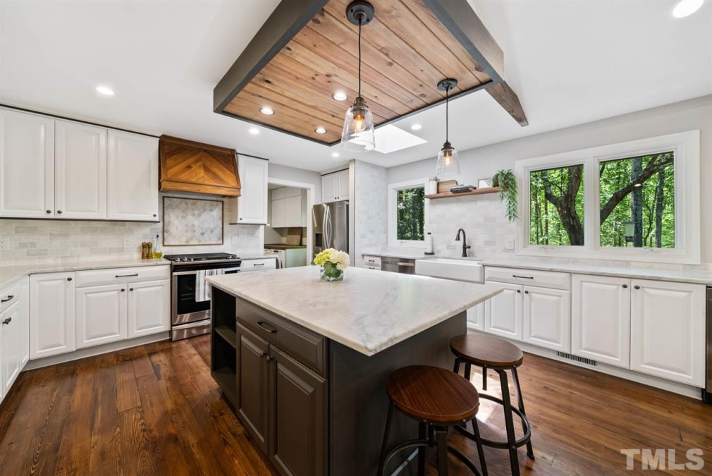 9421 Bartons Creek Rd, Raleigh, NC 27615 Raleigh Realty