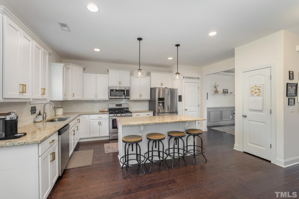 80 Lockamy Ln Youngsville, NC 27596