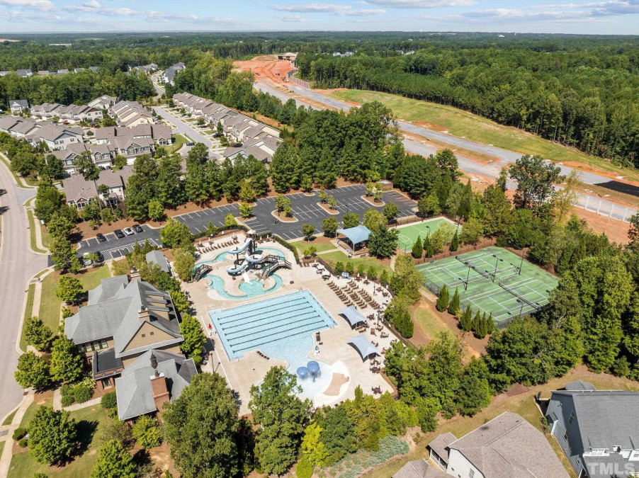 122 Bowerbank Ln Apex, NC 27539