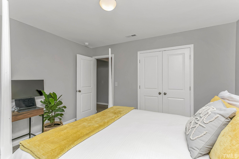 1292 Copper Cir Mebane, NC 27302