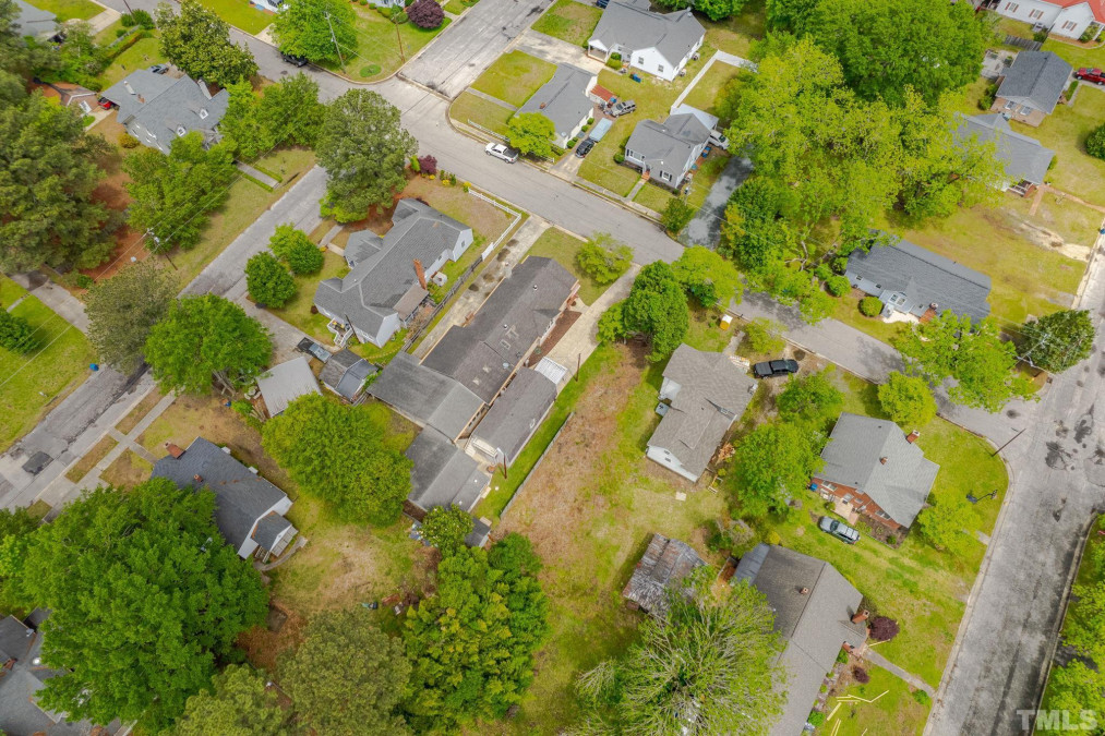 307 Canary St Dunn, NC 28334