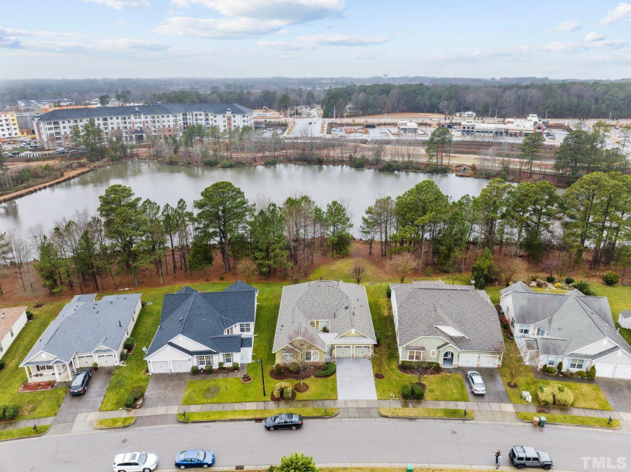 606 Tranquil Sound Dr Cary, NC 27519